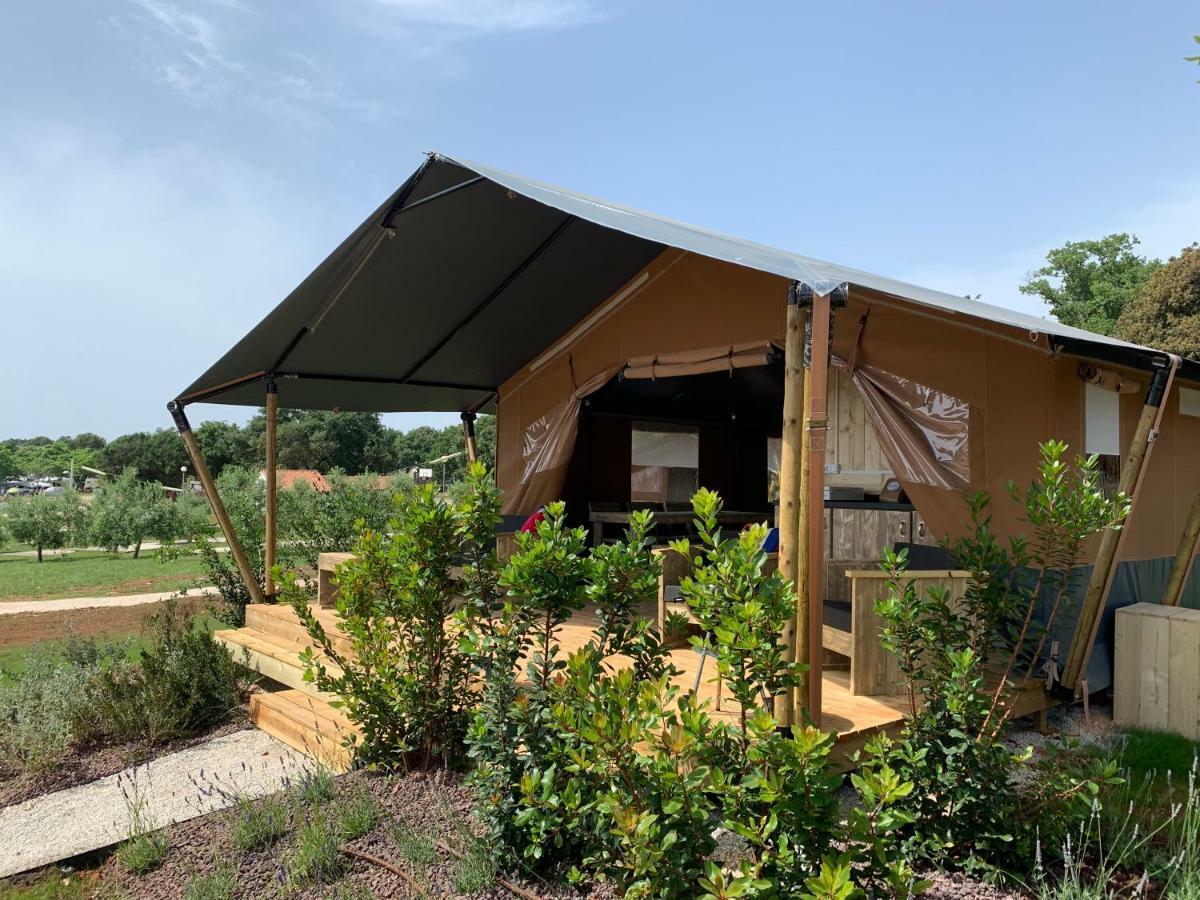 Easyatent FKK Safari tent Ulika Naturist Porec Bagian luar foto